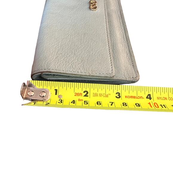 Cole Haan wallet in a pale green - Picture 5 of 7